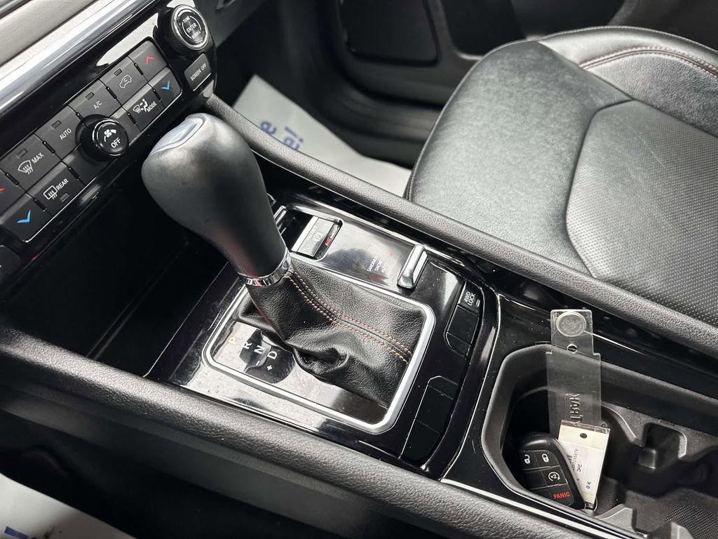 Used 2022 Jeep Compass Limited image 27