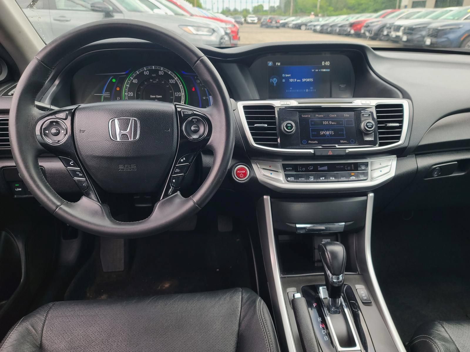 Used 2015 Honda Accord EX-L image 9