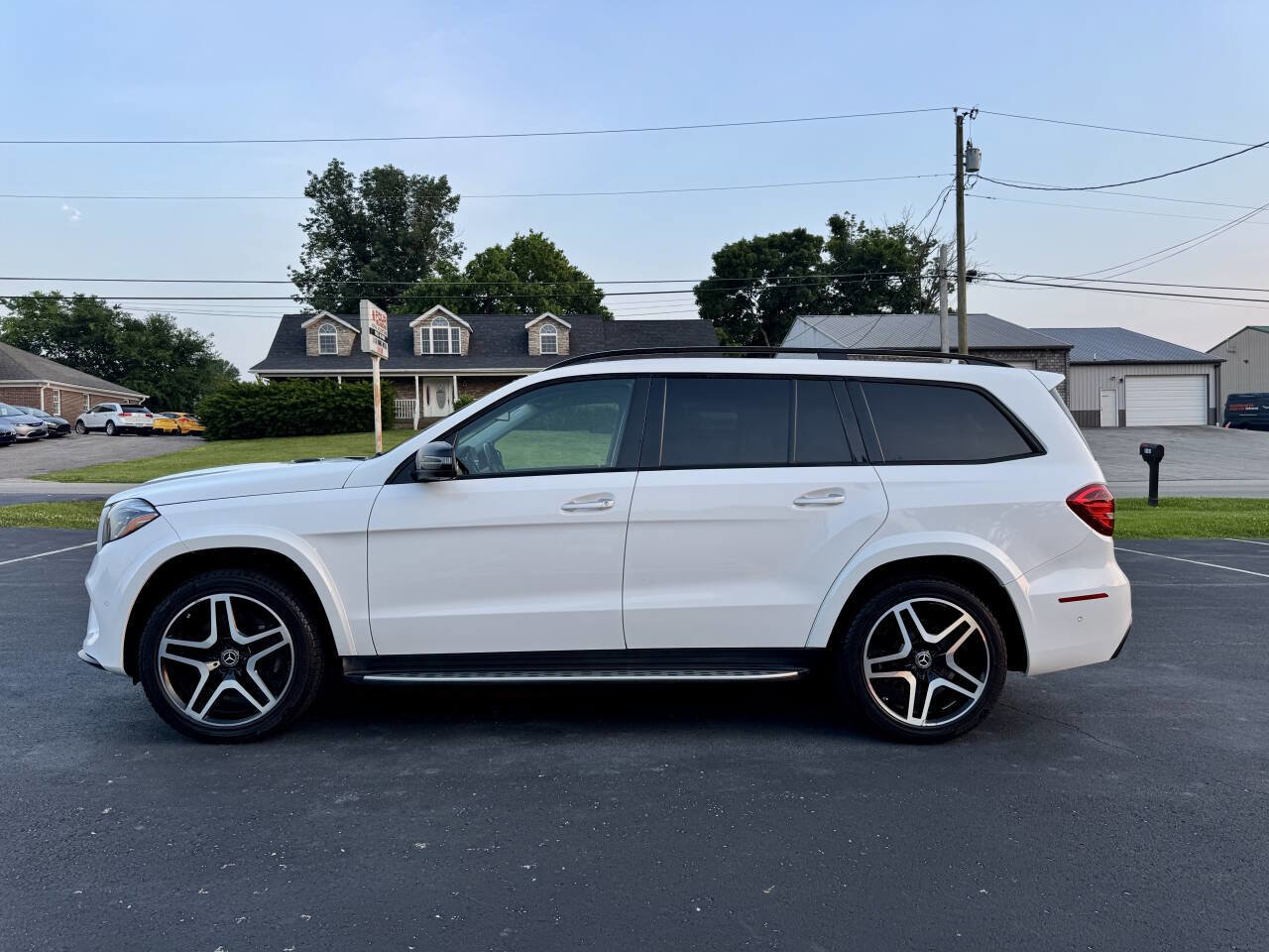 Used 2018 Mercedes-Benz GLS 550 4MATIC image 3