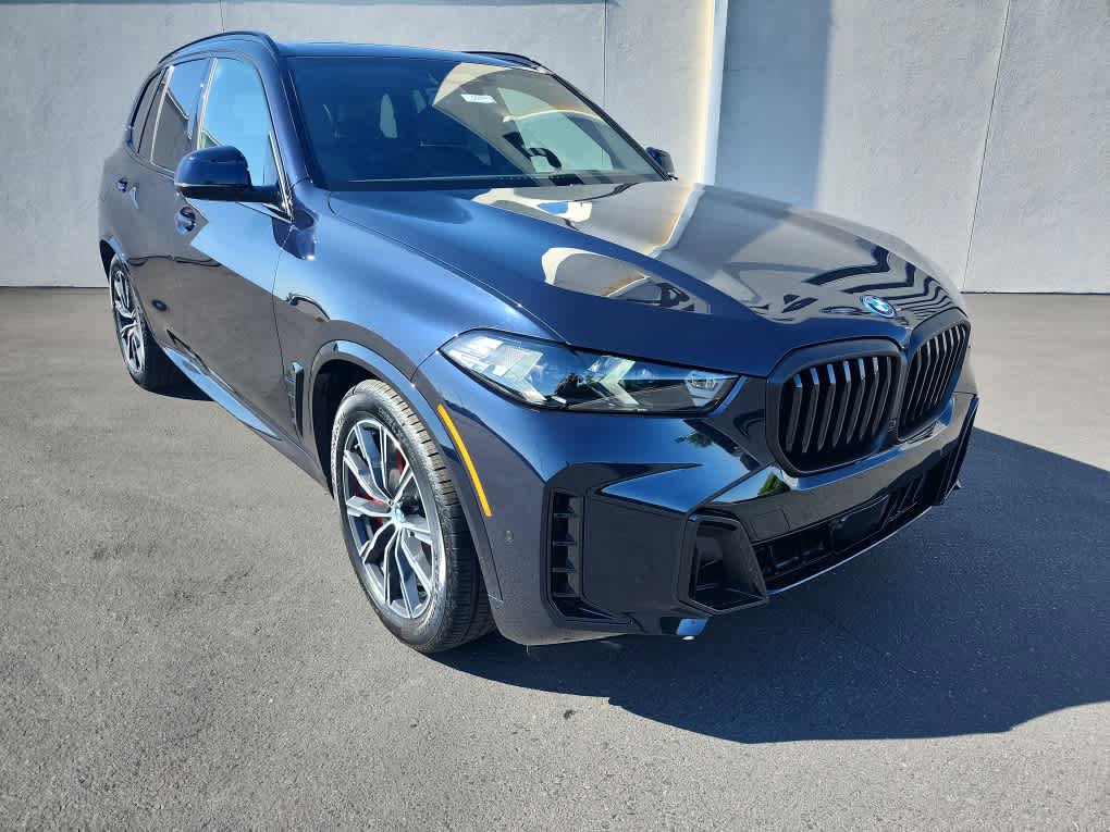 New 2026 BMW X5 xDrive50e w/ Executive Package AWD/4WD image 2
