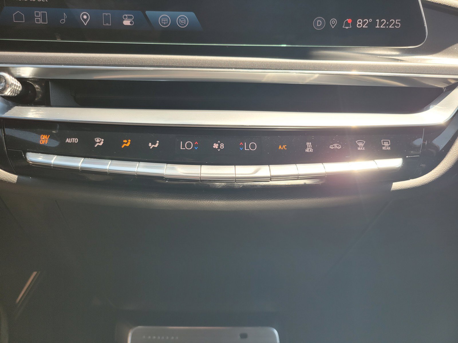 Certified 2024 Cadillac Lyriq Tech AWD/4WD image 21