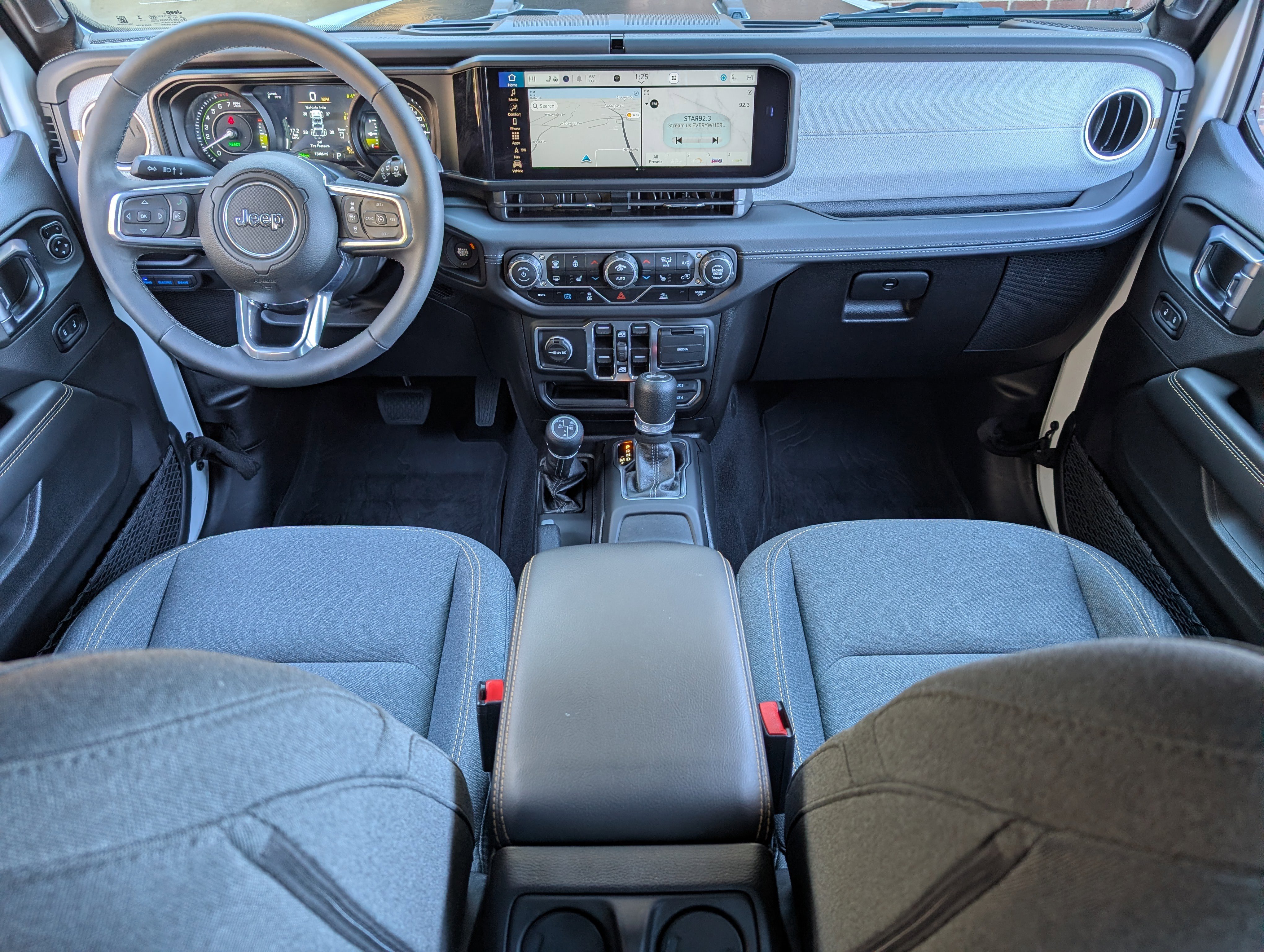 Used 2025 Jeep Wrangler Backcountry image 23