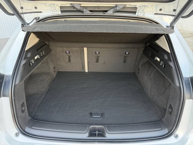 Used 2023 Buick Envision Avenir AWD/4WD image 17