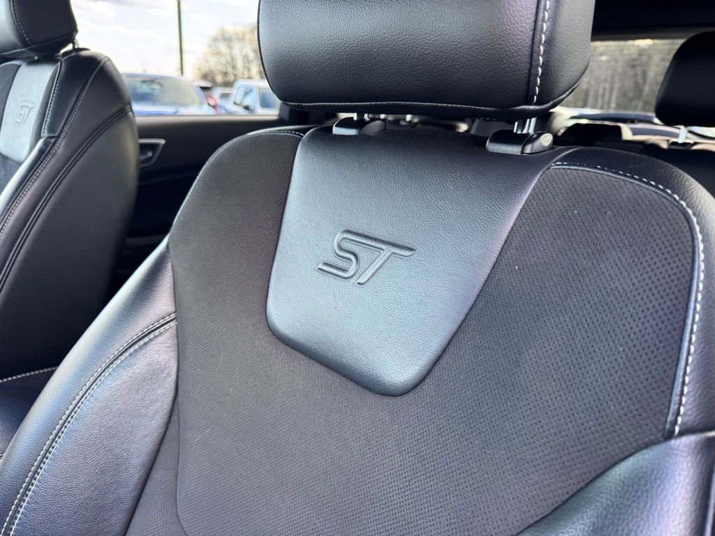 Used 2019 Ford Edge ST w/ Equipment Group 401A image 22