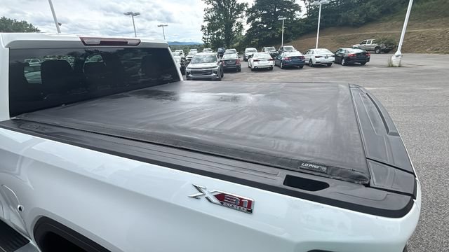 Used 2023 GMC Sierra 1500 SLE w/ X31 Off-Road Package AWD/4WD image 23