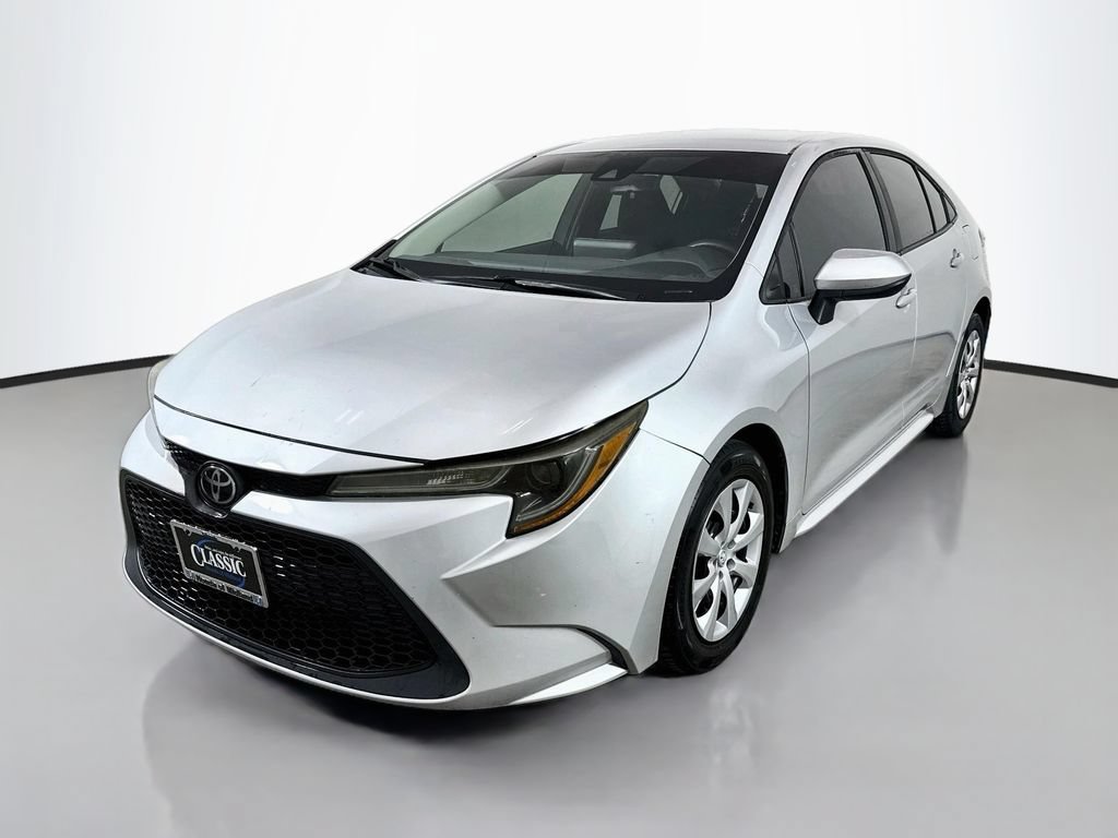 Used 2022 Toyota Corolla LE FWD image 3