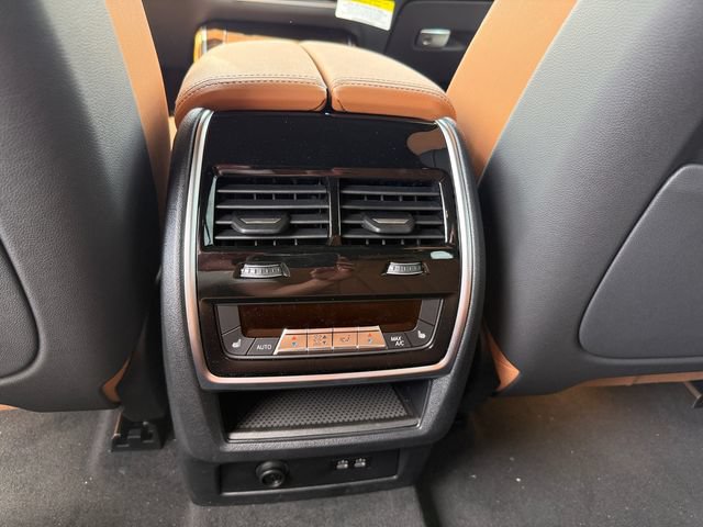 New 2026 BMW X5 xDrive40i w/ Climate Comfort Package AWD/4WD image 22