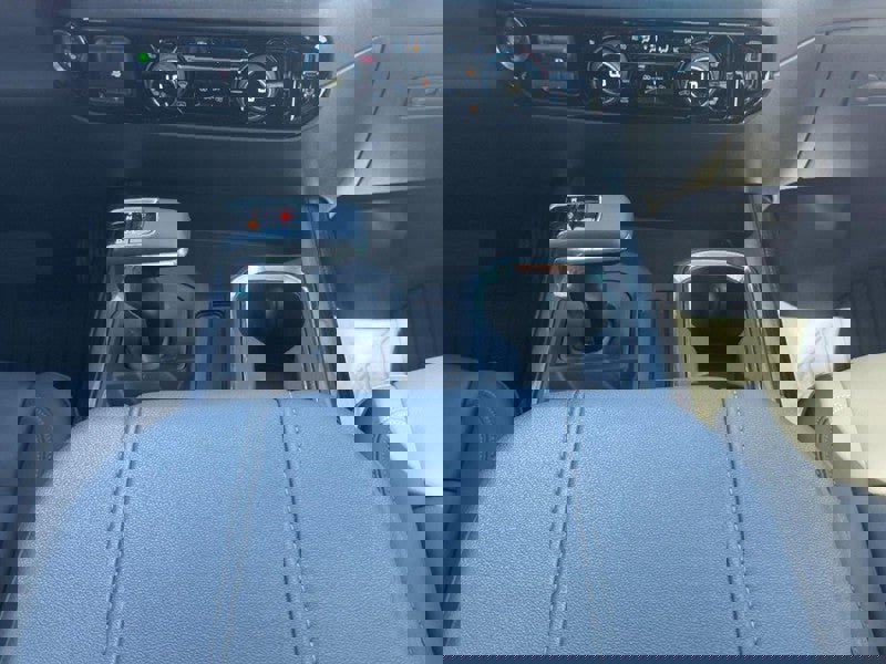 Used 2025 Chevrolet Silverado 1500 LT Trail Boss w/ Convenience Package II image 15