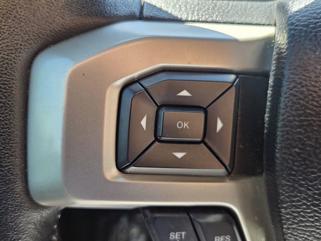 Used 2020 Ford F150 Lariat w/ Equipment Group 502A Luxury AWD/4WD image 24
