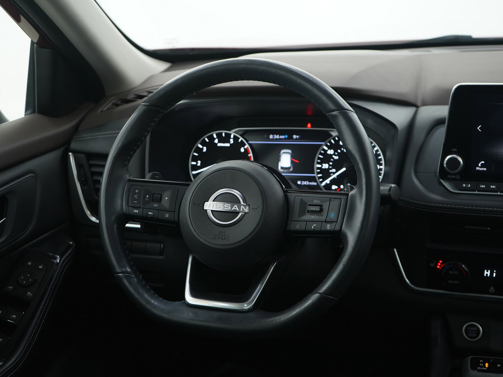 Used 2023 Nissan Rogue SV w/ SV Premium B Package image 14