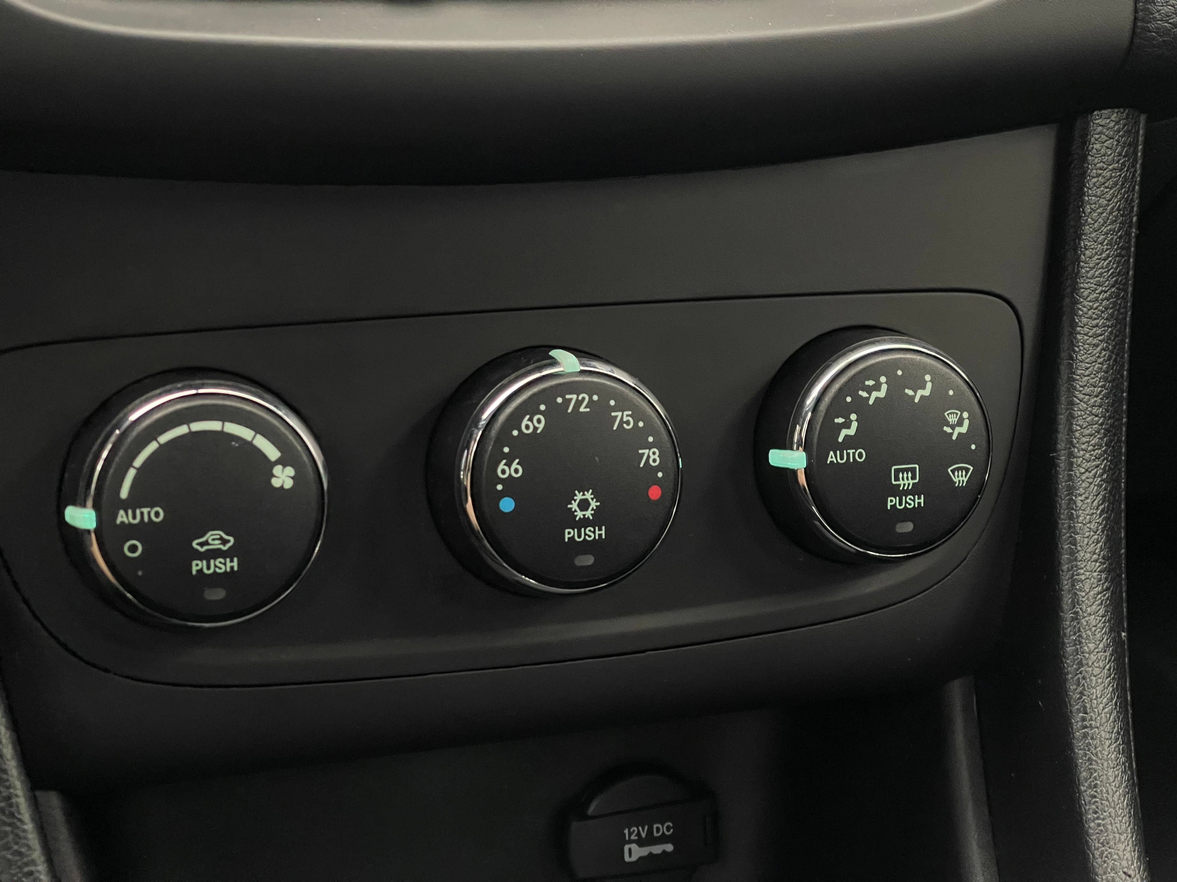 Used 2013 Dodge Avenger SXT w/ Rallye Appearance Group FWD image 20