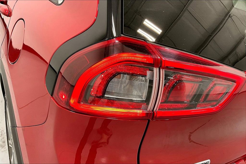 Used 2019 Kia Niro Touring image 39