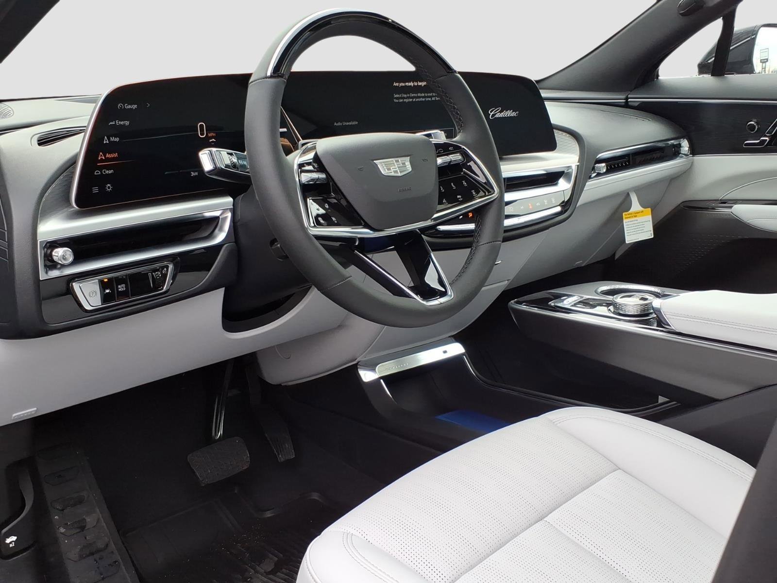 New 2026 Cadillac Lyriq Luxury image 12