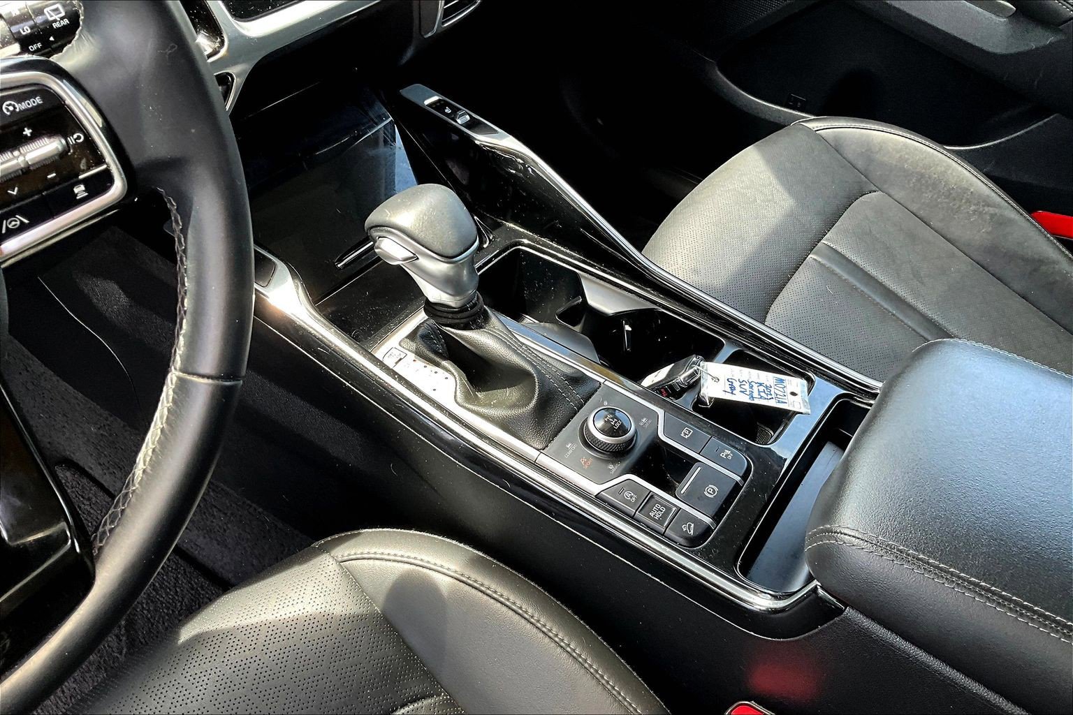 Used 2023 Kia Sorento SX AWD/4WD image 10