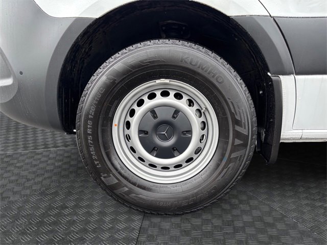 Used 2023 Mercedes-Benz Sprinter 144 Cargo image 14