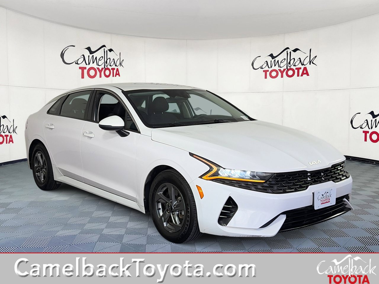 Used 2022 Kia K5 LXS FWD image 1