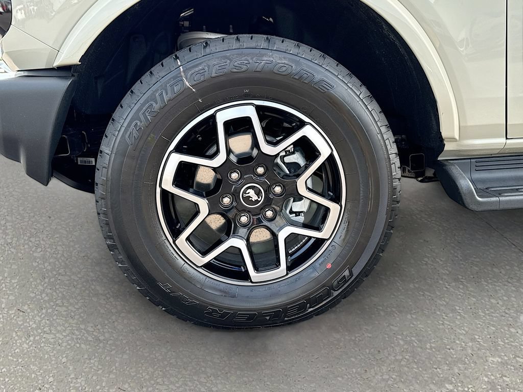 New 2026 Ford Bronco Outer Banks AWD/4WD image 33
