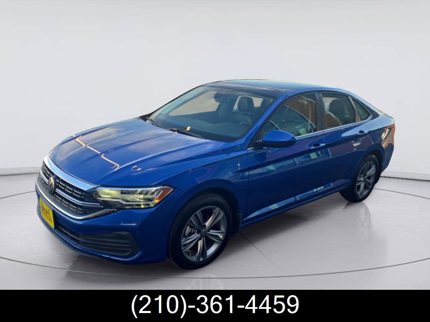 Used 2024 Volkswagen Jetta SE w/ Panoramic Sunroof Package