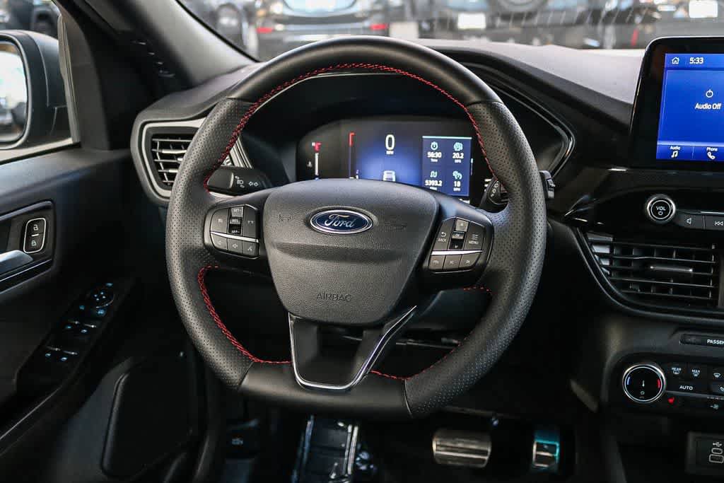 Used 2024 Ford Escape ST-Line w/ Cold Weather Package image 16