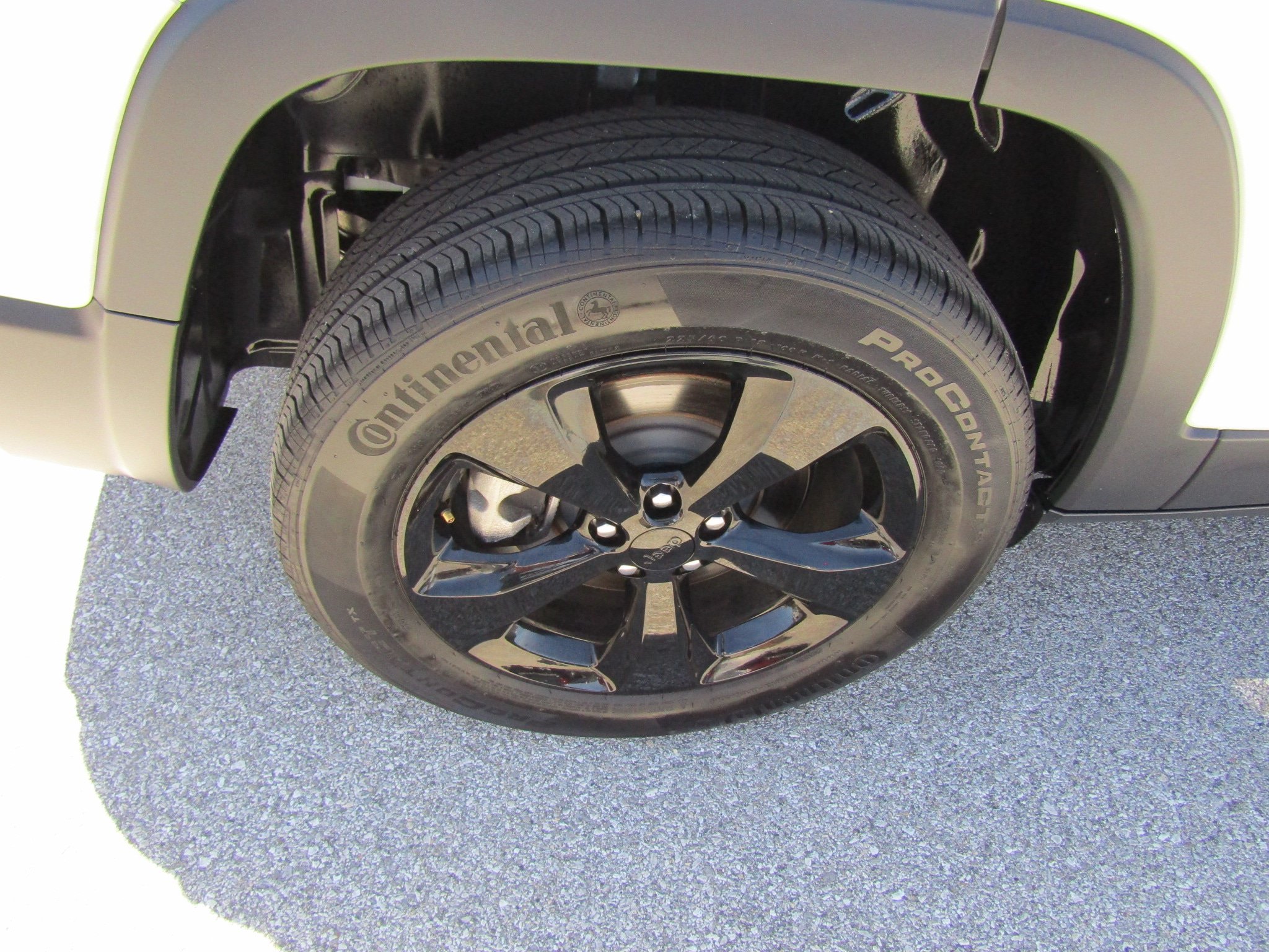 Used 2023 Jeep Cherokee Altitude Lux AWD/4WD image 11