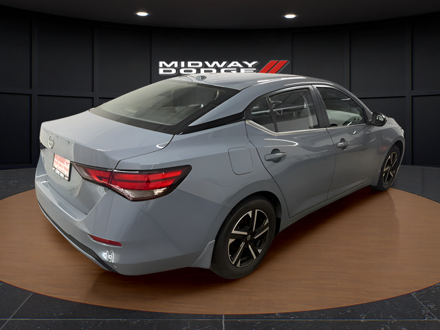 Used 2025 Nissan Sentra SV w/ All-Weather Package FWD image 4