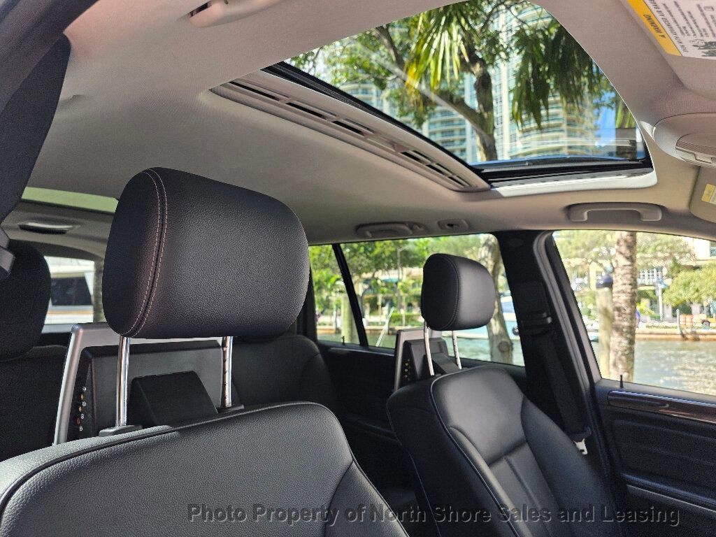 Used 2011 Mercedes-Benz GL 450 4MATIC image 9