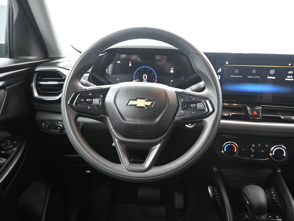 Used 2024 Chevrolet TrailBlazer LT image 31