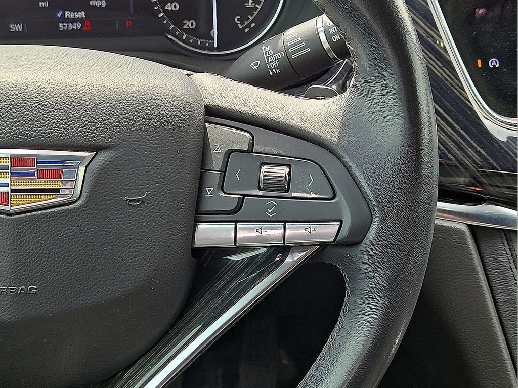 Used 2023 Cadillac XT6 Premium Luxury image 20