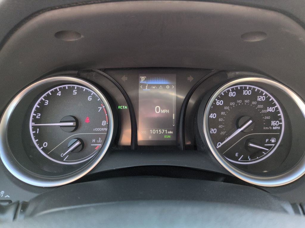 Used 2018 Toyota Camry LE w/ Moonroof Package FWD image 15