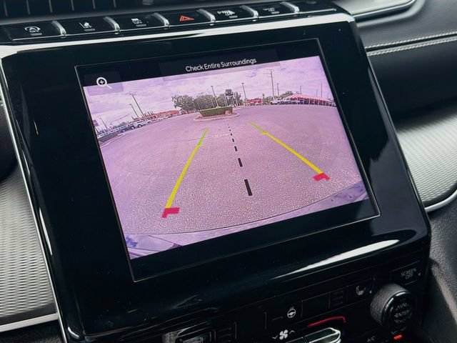 Used 2024 Jeep Grand Cherokee Altitude AWD/4WD image 14