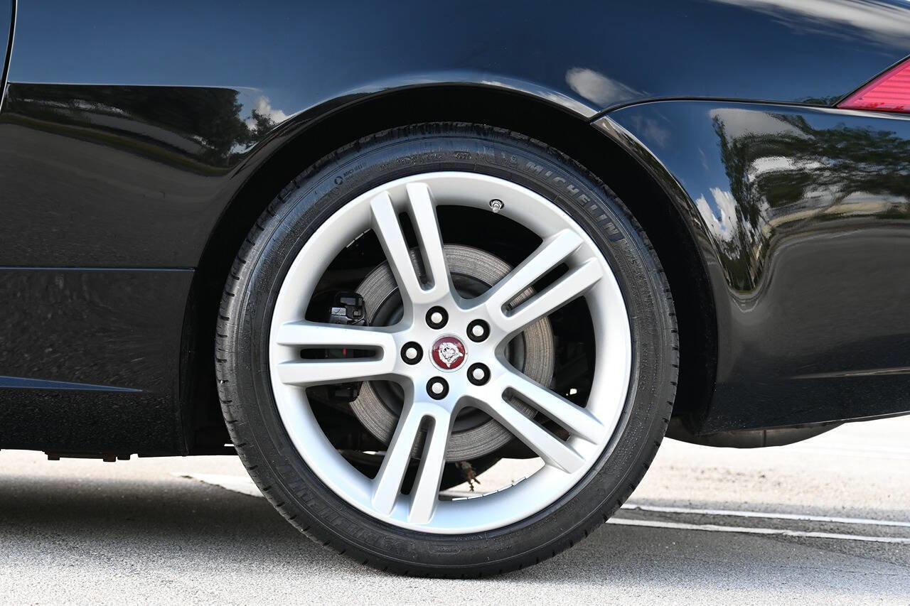 Used 2007 Jaguar XKR R image 37