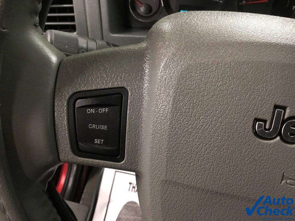 Used 2005 Jeep Grand Cherokee Limited AWD/4WD image 44