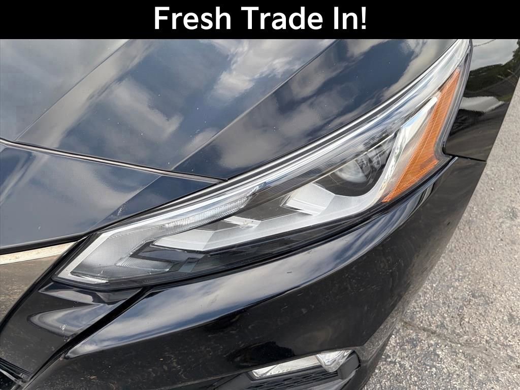 Used 2022 Nissan Altima 2.5 SR FWD image 4