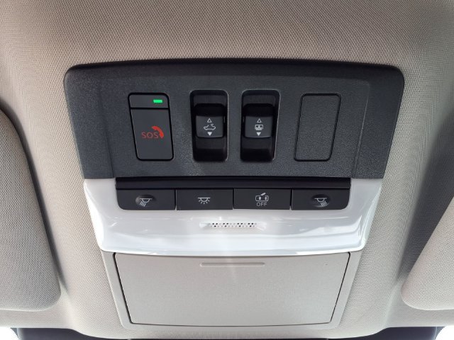 Certified 2025 Nissan Pathfinder Platinum w/ Cargo Package FWD image 14