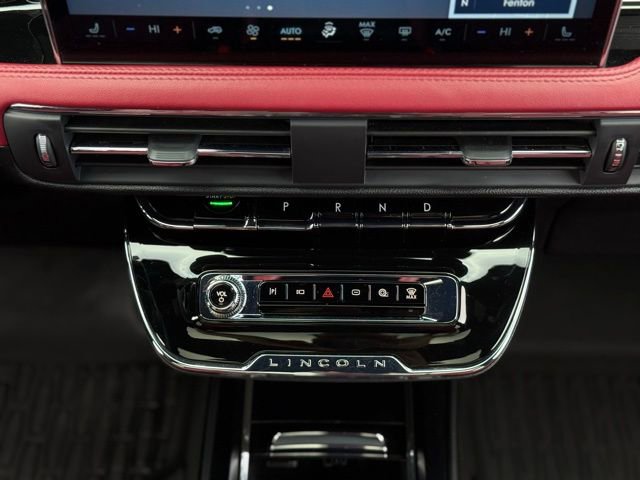 Used 2025 Lincoln Corsair Grand Touring w/ Towing Package image 29