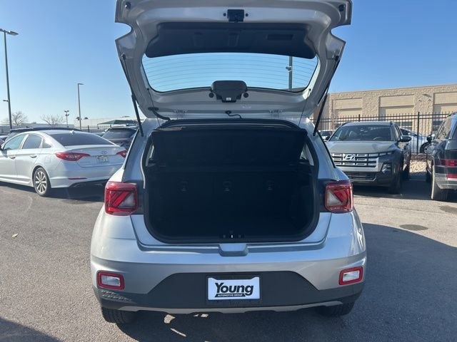 Used 2026 Hyundai Venue SEL image 29