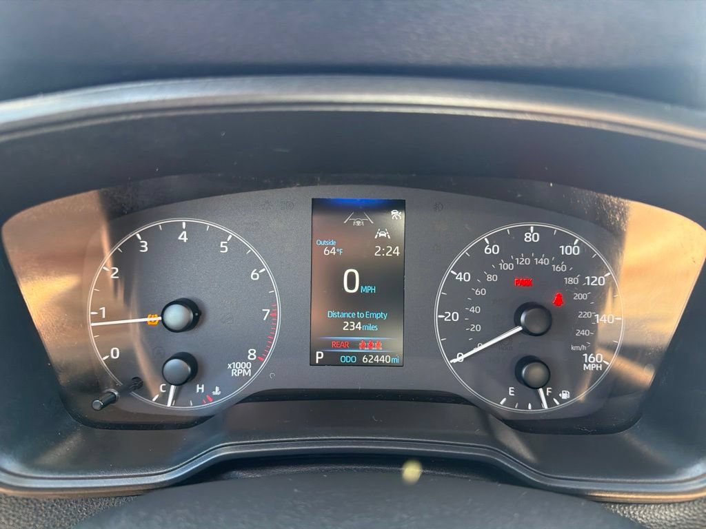 Used 2024 Toyota Corolla Cross LE AWD/4WD image 24