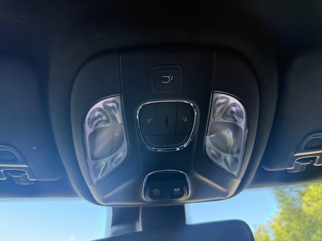 Used 2022 Jeep Compass High Altitude AWD/4WD image 25