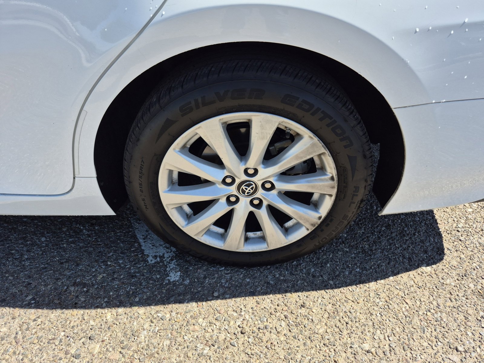 Used 2019 Toyota Camry LE FWD image 24