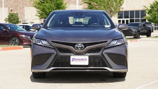 Used 2024 Toyota Camry XSE FWD image 2