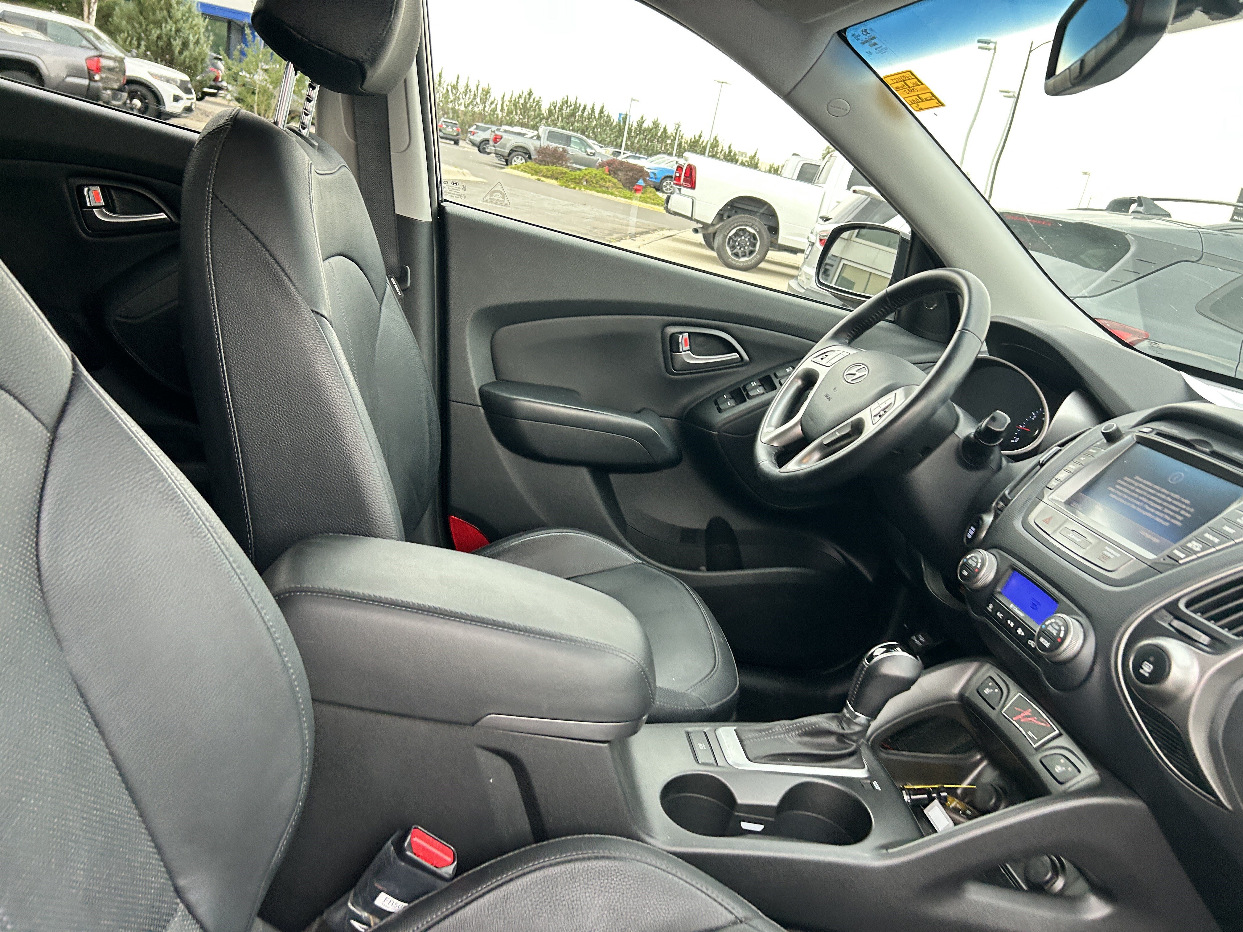 Used 2014 Hyundai Tucson AWD image 12
