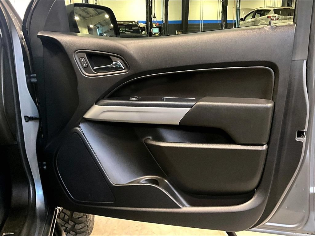 Used 2021 Chevrolet Colorado ZR2 AWD/4WD image 12