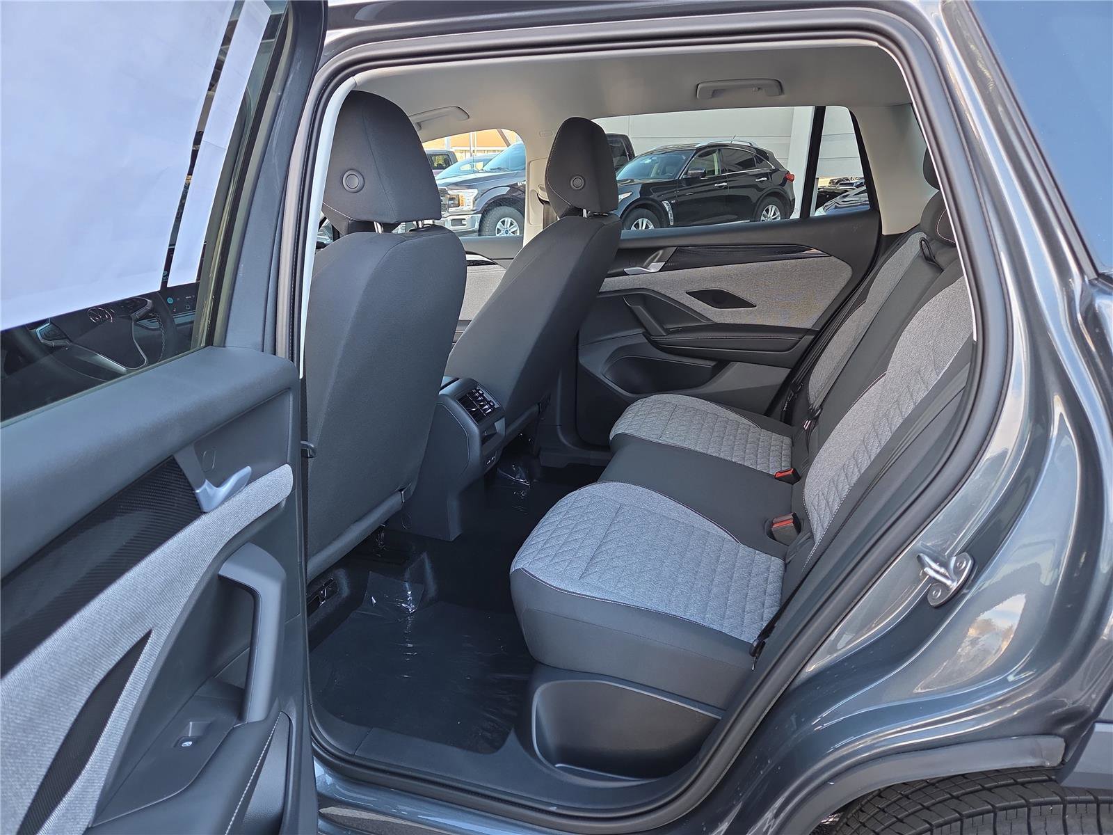 New 2026 Volkswagen Tiguan S image 24