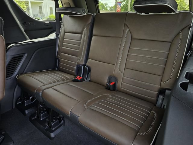 New 2026 GMC Yukon Denali Ultimate AWD/4WD image 10