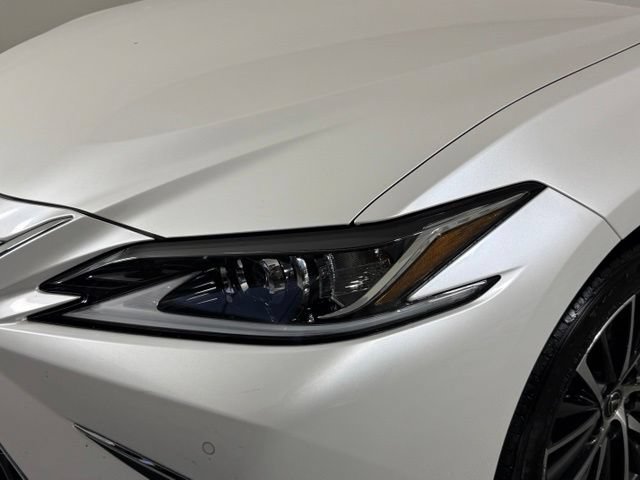 Certified 2024 Lexus ES 350 w/ Premium Package FWD image 11