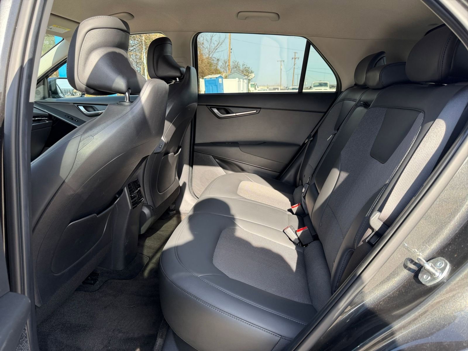 Used 2023 Kia Niro Wind image 32