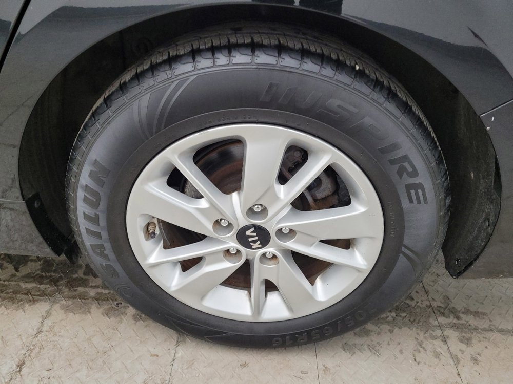 Used 2018 Kia Optima LX image 31