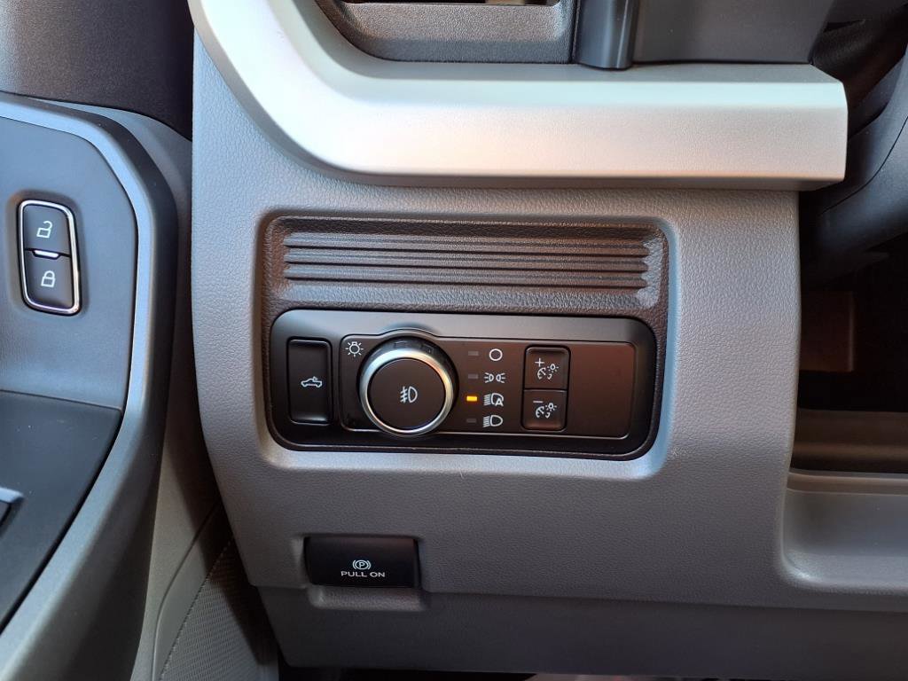New 2026 Ford F350 4x4 Crew Cab Super Duty image 24
