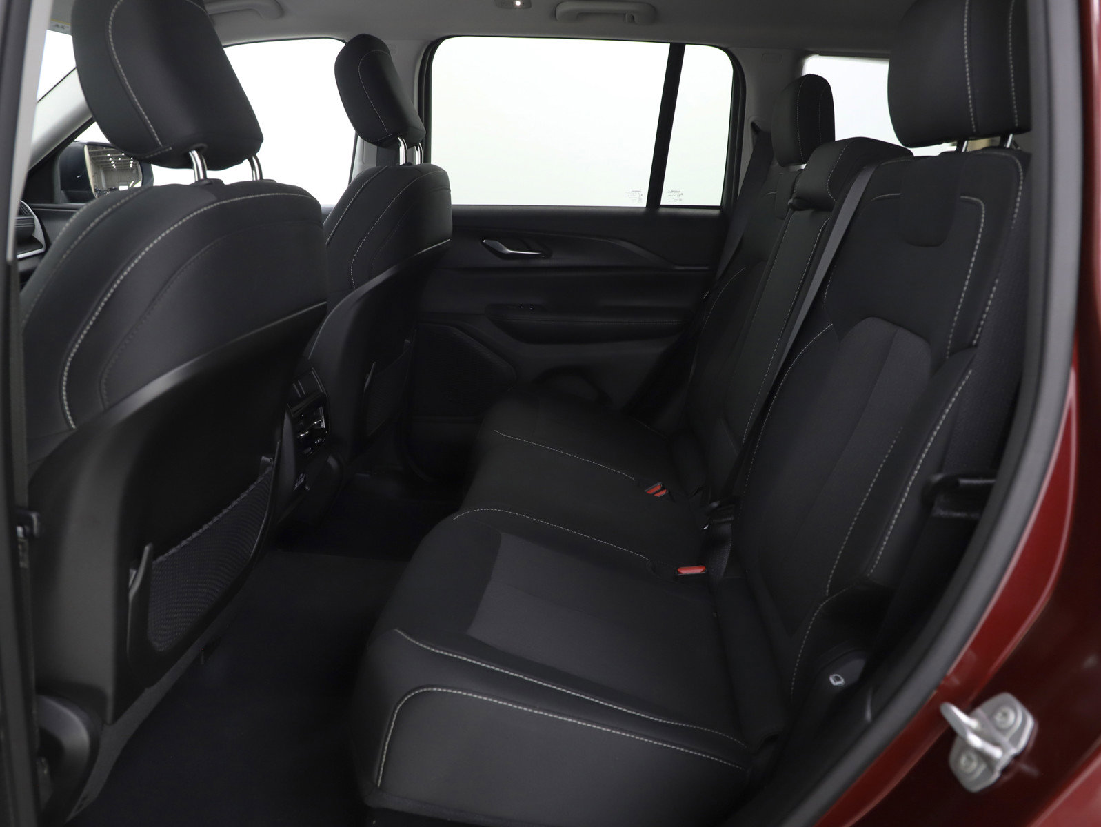 Used 2023 Jeep Grand Cherokee Laredo w/ Luxury Tech Group I image 15