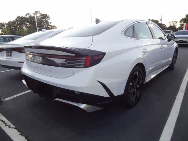 Used 2024 Hyundai Sonata SEL FWD image 4